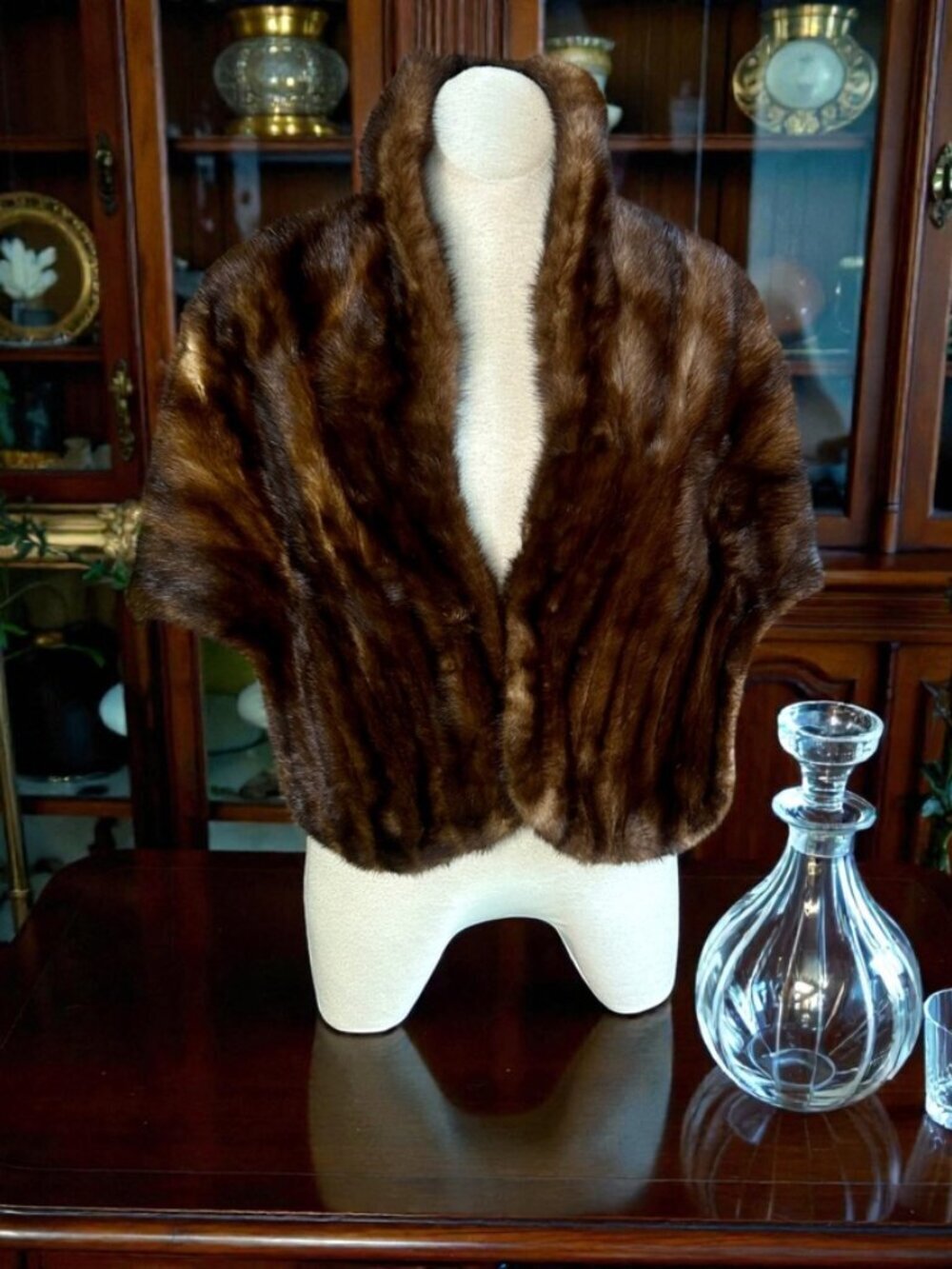 Conrad & Chandler Vintage 60s Brown Genuine Mink Stole Cape Wrap Hollywood Glam